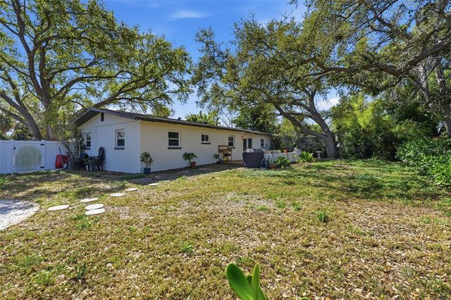 3951 PORPOISE DRIVE SE, St Petersburg, FL 33705