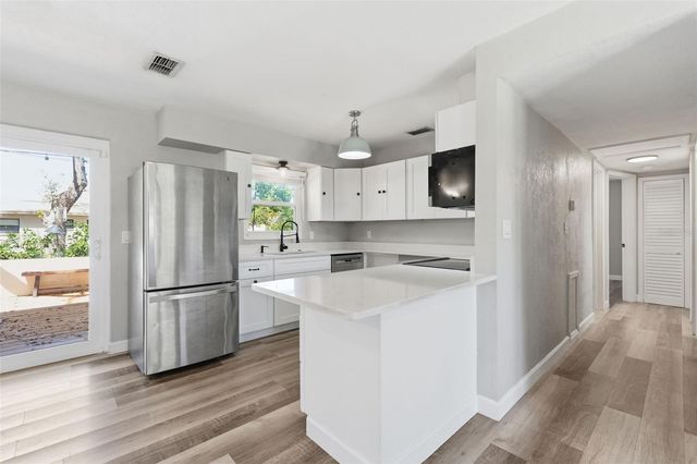 3951 PORPOISE DRIVE SE, St Petersburg, FL 33705