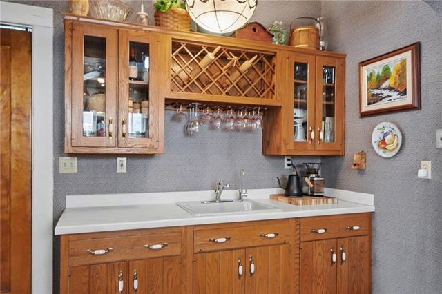 2208 Massachusetts Street, Lawrence, KS 66046