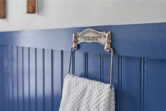 2208 Massachusetts Street, Lawrence, KS 66046