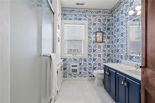 2208 Massachusetts Street, Lawrence, KS 66046