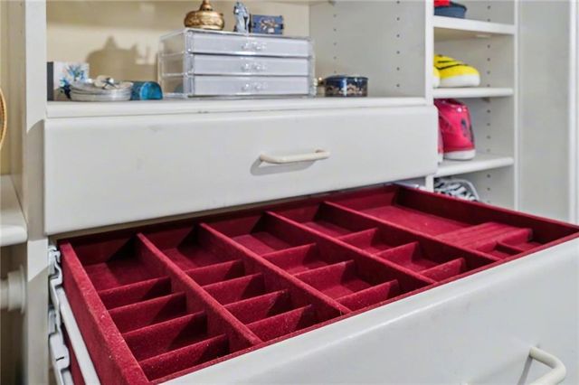 2208 Massachusetts Street, Lawrence, KS 66046