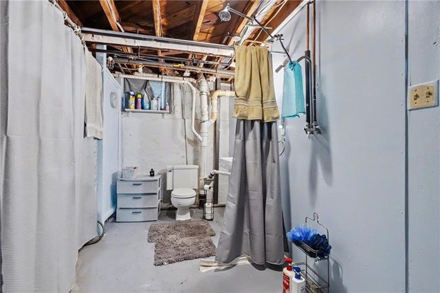 2208 Massachusetts Street, Lawrence, KS 66046