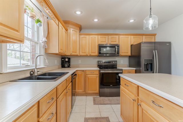 2646 Winfield Drive, Evansville, IN 47725