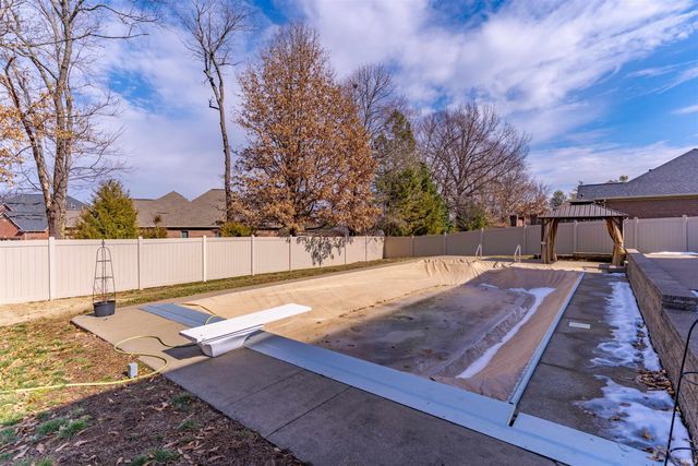 2646 Winfield Drive, Evansville, IN 47725