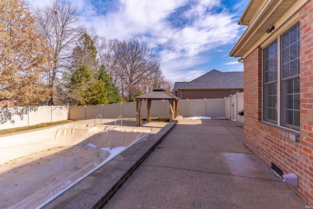2646 Winfield Drive, Evansville, IN 47725