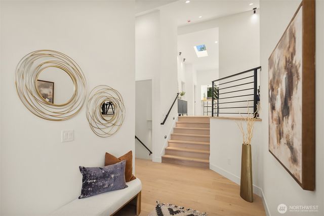 2109 129th Avenue SE, Bellevue, WA 98005