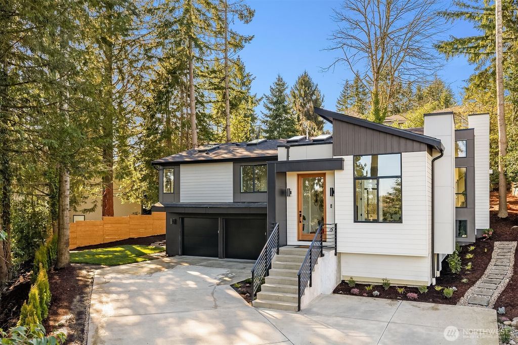 2109 129th Avenue SE, Bellevue, WA 98005