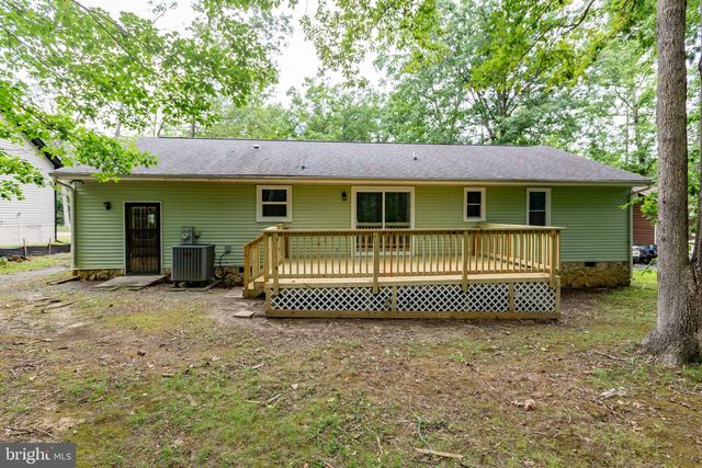 1105 LAKEVIEW PKWY, Locust Grove, VA 22508