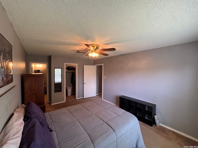5407 CHAMPIONS HILL DR, San Antonio, TX 78233