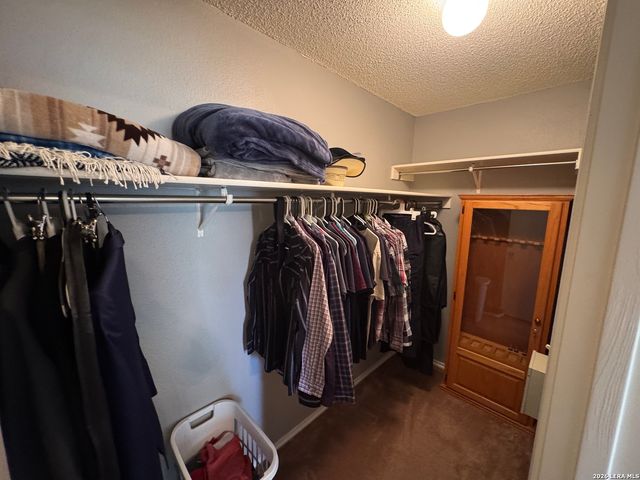 5407 CHAMPIONS HILL DR, San Antonio, TX 78233