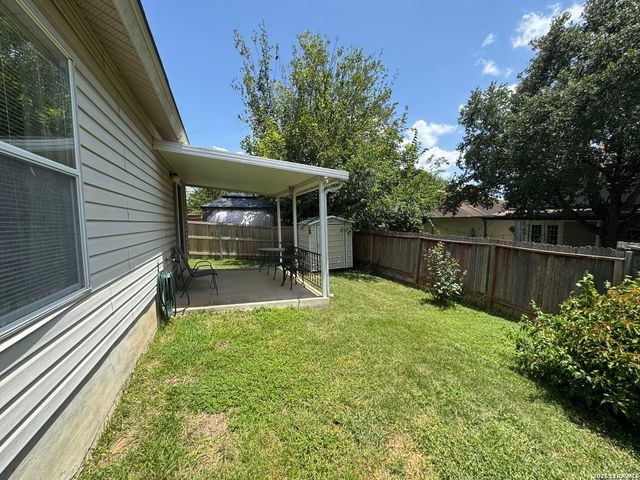 5407 CHAMPIONS HILL DR, San Antonio, TX 78233