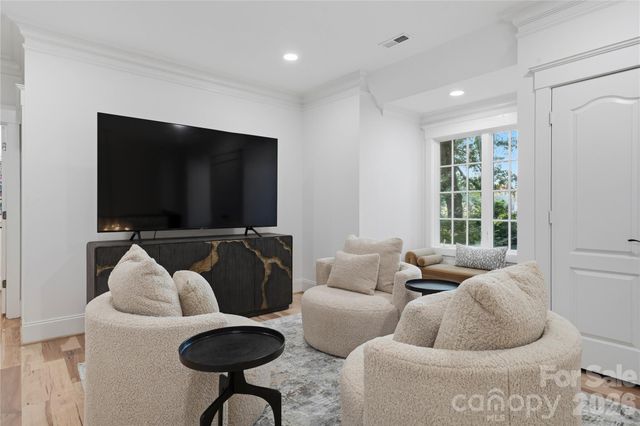 6239 Sharon Hills Road, Charlotte, NC 28210