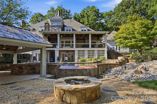 6239 Sharon Hills Road, Charlotte, NC 28210