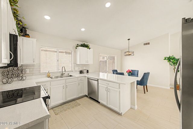 11247 W Eden Mckenzie Drive, Surprise, AZ 85378