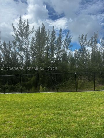 2342 SE 30th St, Homestead, FL 33035