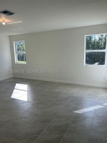 2342 SE 30th St, Homestead, FL 33035