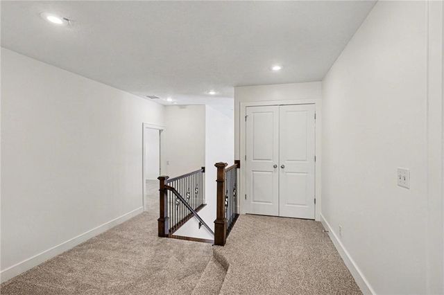 9418 W 161st Terrace, Overland Park, KS 66085