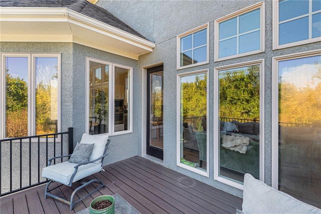 9418 W 161st Terrace, Overland Park, KS 66085