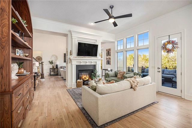 9418 W 161st Terrace, Overland Park, KS 66085