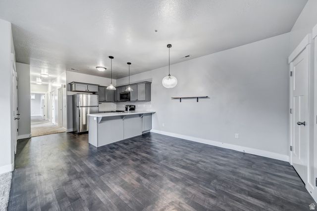 13 W SEASONS DR, Vineyard, UT 84059