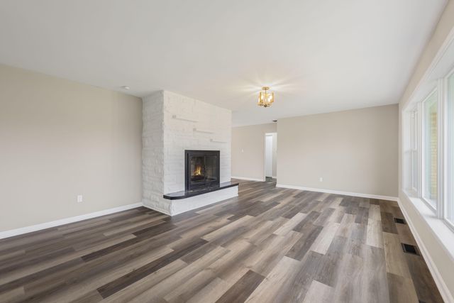 5585 Jackson Street, Merrillville, IN 46410