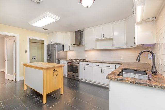 2308 Westwood Drive, Arlington, TX 76012