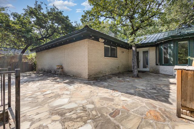 2308 Westwood Drive, Arlington, TX 76012