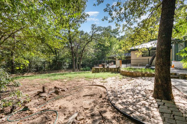 2308 Westwood Drive, Arlington, TX 76012