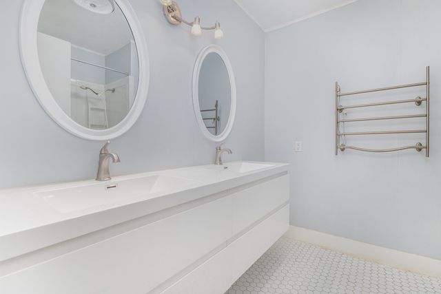 2308 Westwood Drive, Arlington, TX 76012