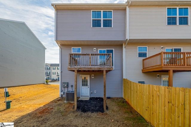 16 Verdant Leaf Way, Greenville, SC 29617