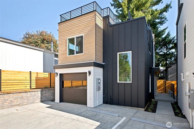 9811 Linden Avenue N, Seattle, WA 98103