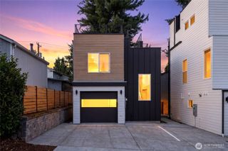 9811 Linden Avenue N, Seattle, WA 98103