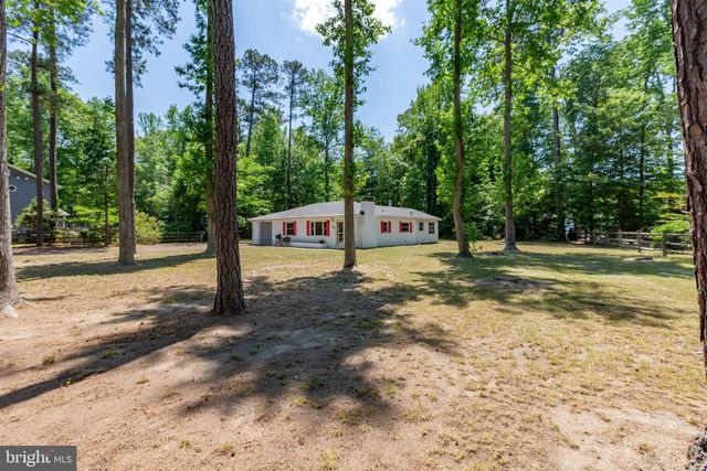 141 FORT KING DR, Colonial Beach, VA 22443