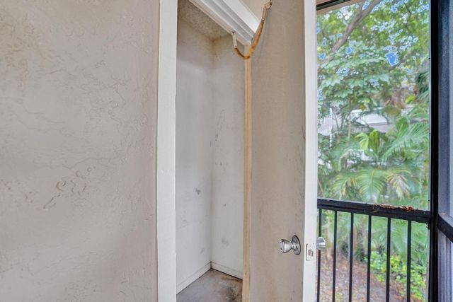 2301 N Congress Avenue 27, Boynton Beach, FL 33426