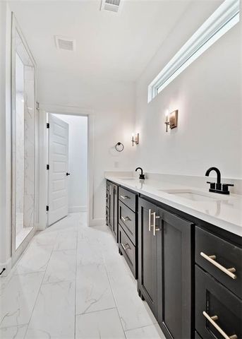 4 Forfar Drive, Bella Vista, AR 72715