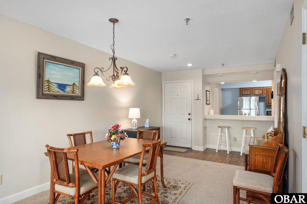 Image 17 of property listing at 207 Queen Elizabeth Ave # 6, Manteo, NC 27954