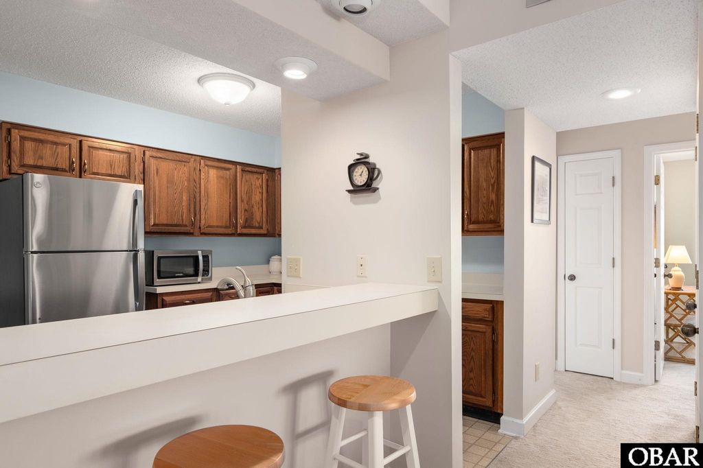 Image 22 of property listing at 207 Queen Elizabeth Ave # 6, Manteo, NC 27954