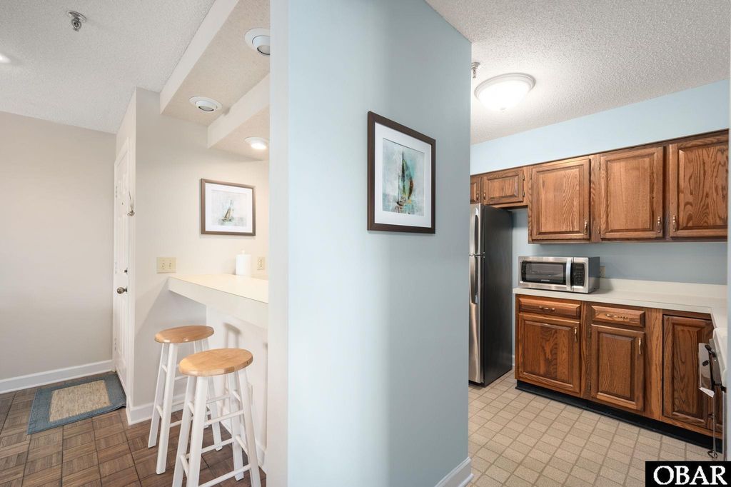 Image 25 of property listing at 207 Queen Elizabeth Ave # 6, Manteo, NC 27954