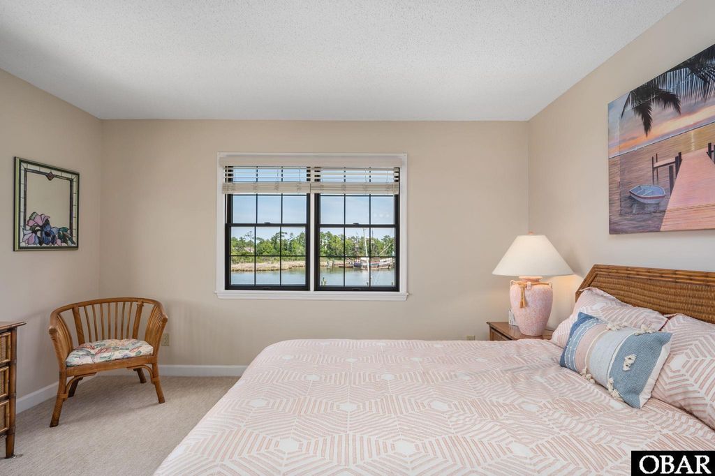 Image 31 of property listing at 207 Queen Elizabeth Ave # 6, Manteo, NC 27954
