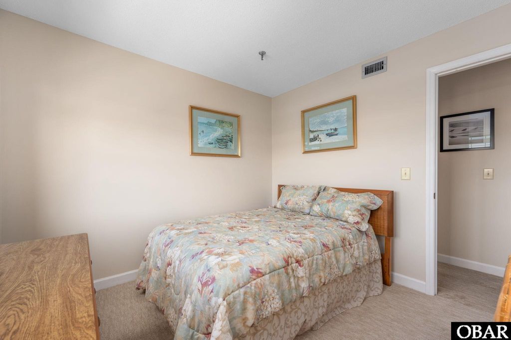 Image 39 of property listing at 207 Queen Elizabeth Ave # 6, Manteo, NC 27954