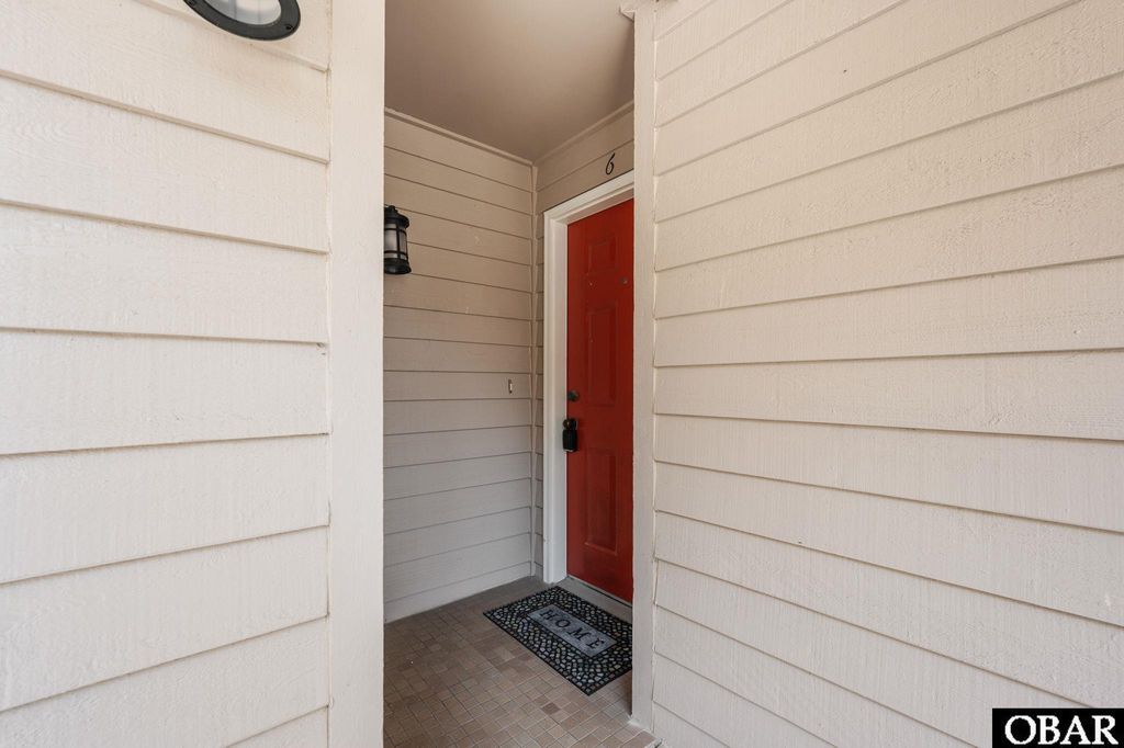 Image 45 of property listing at 207 Queen Elizabeth Ave # 6, Manteo, NC 27954