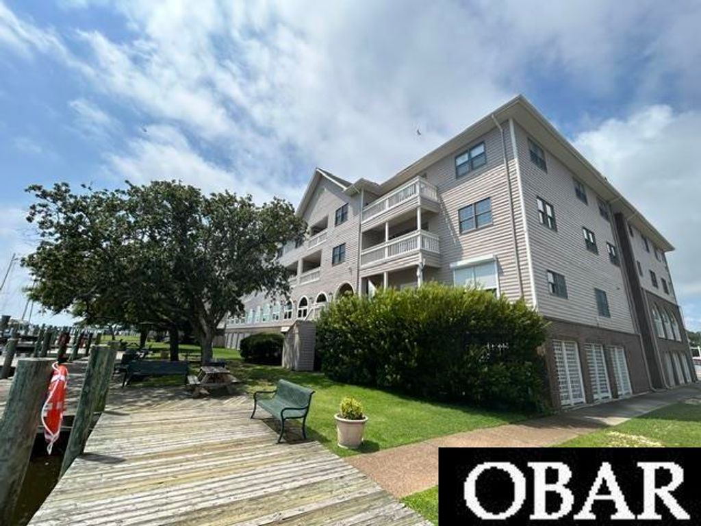 Image 59 of property listing at 207 Queen Elizabeth Ave # 6, Manteo, NC 27954