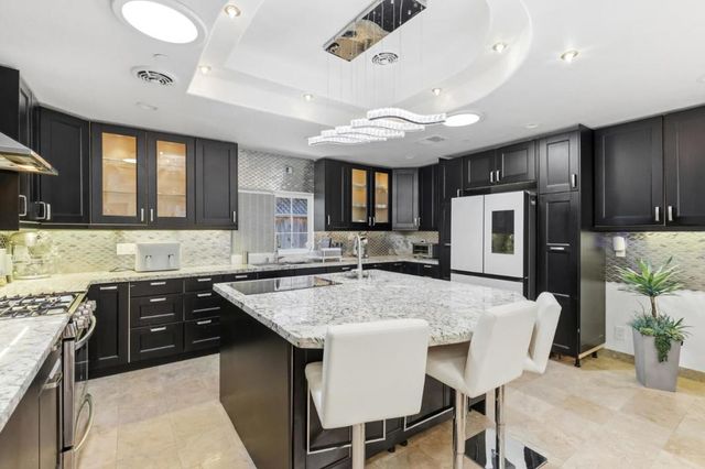 40489 Davis Street, Fremont, CA 94538