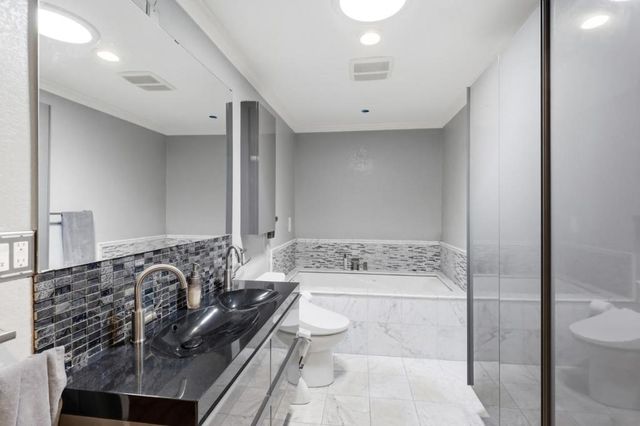 40489 Davis Street, Fremont, CA 94538