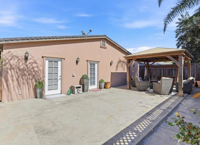 40489 Davis Street, Fremont, CA 94538