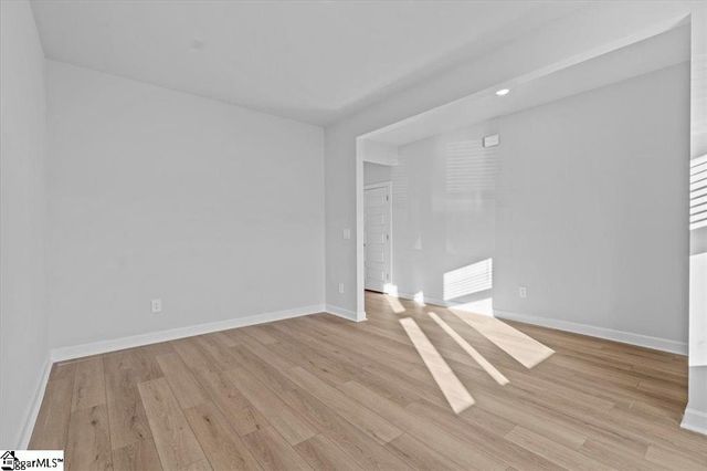 584 Cozy Bluff Road, Spartanburg, SC 29301