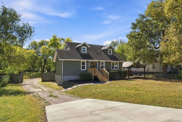 250 Madison Blvd, Madison, TN 37115