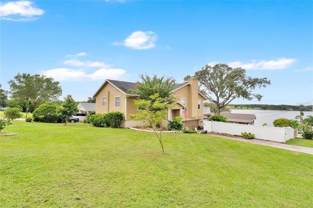 2202 TOPPING PLACE, Eustis, FL 32726
