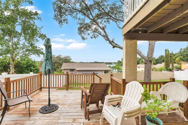 2202 TOPPING PLACE, Eustis, FL 32726